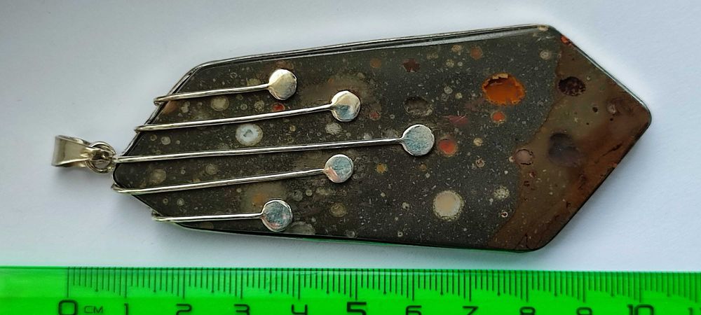 Эксклюзивный серебряный кулон с камнем ГЕЛИОТРОП (кровавая яшма)