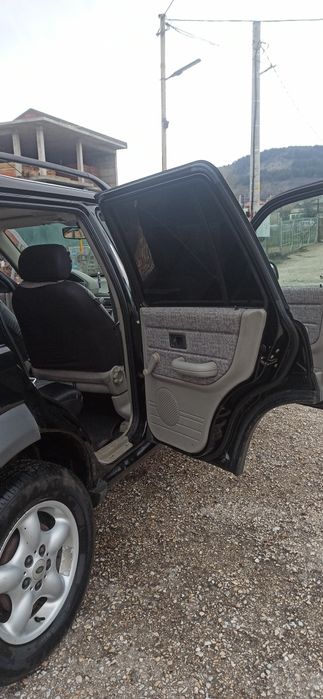 Prodavase land rover