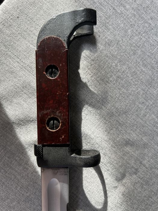 Щик за АК47 чисто нов