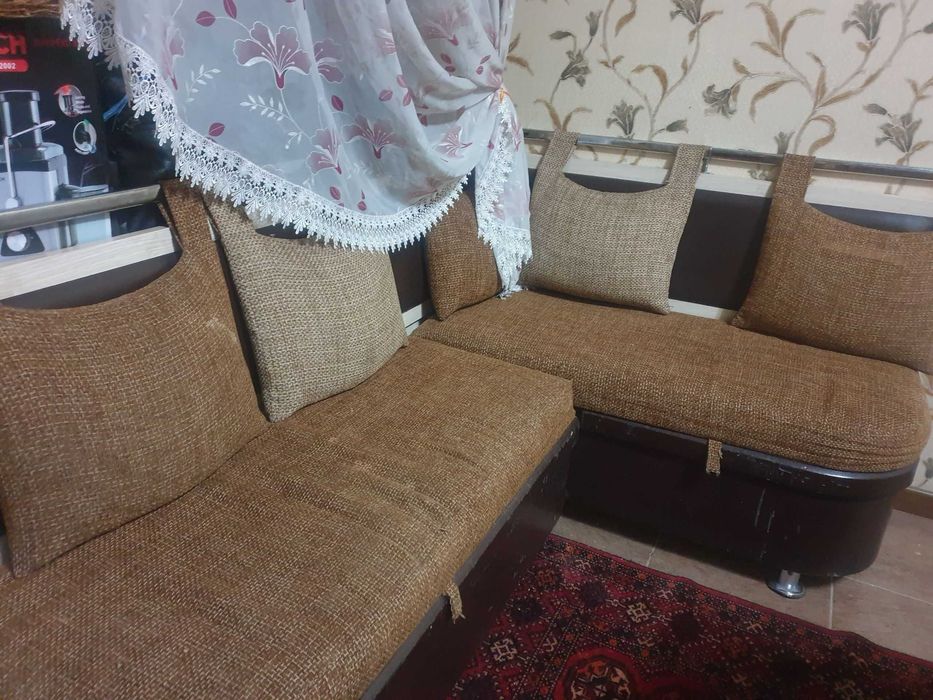 Divan kreslo, ugolok sotiladi