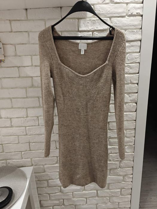 Пуловери цени от 5-10лв