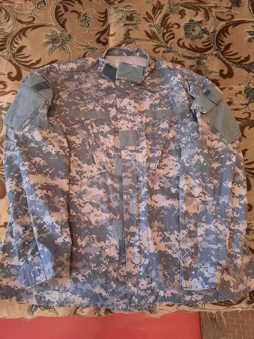 Продам китель  и брюки буря в пустыне.тропентар .