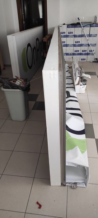 продава  светеща реклама - светеща кутия