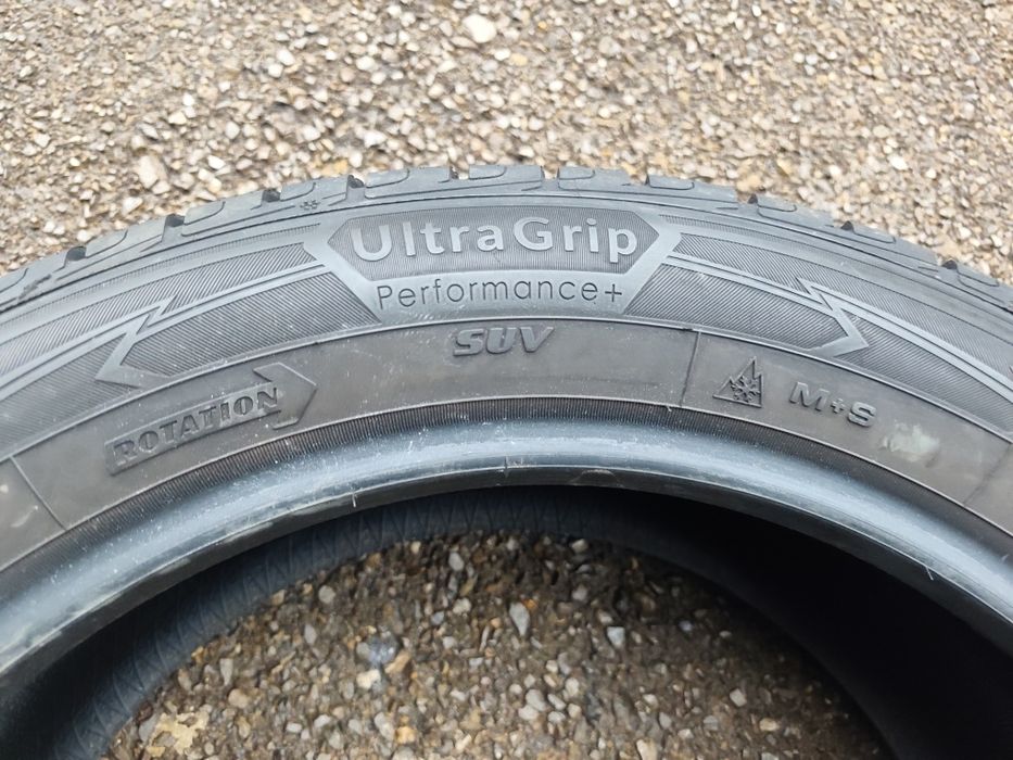 235/55/19" 4бр Good year ultra grip performance, dot3922,7-8mm