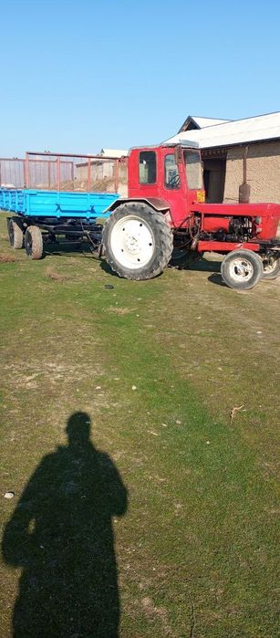 Traktor 28 sotiladi