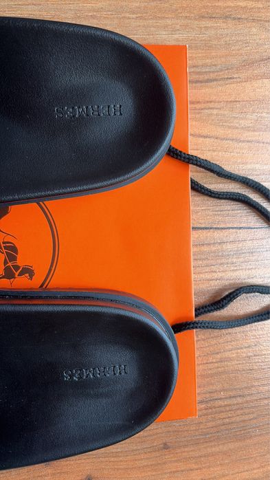 Slapi/Sandale hermes suede navy blue