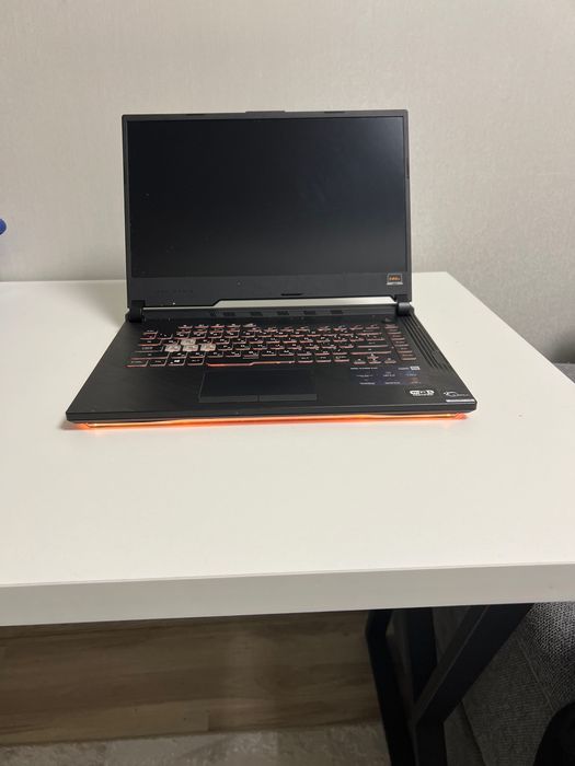 Игровой ноутбук ASUS ROG STRIX