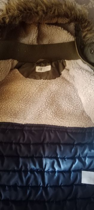 Продам  куртку на мальчика