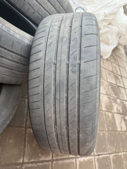 Продаю б/у шины r19 Continental