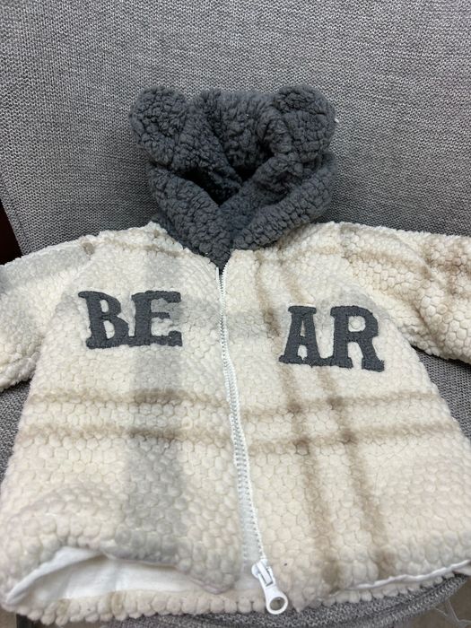 Бебешко пухкаво якенце