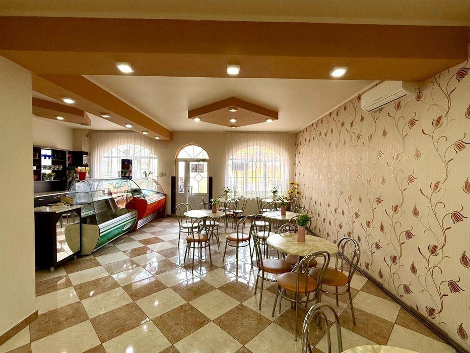 Spatiu comercial de inchiriat, 110 mp, zona Piata, str  Iuliu Maniu