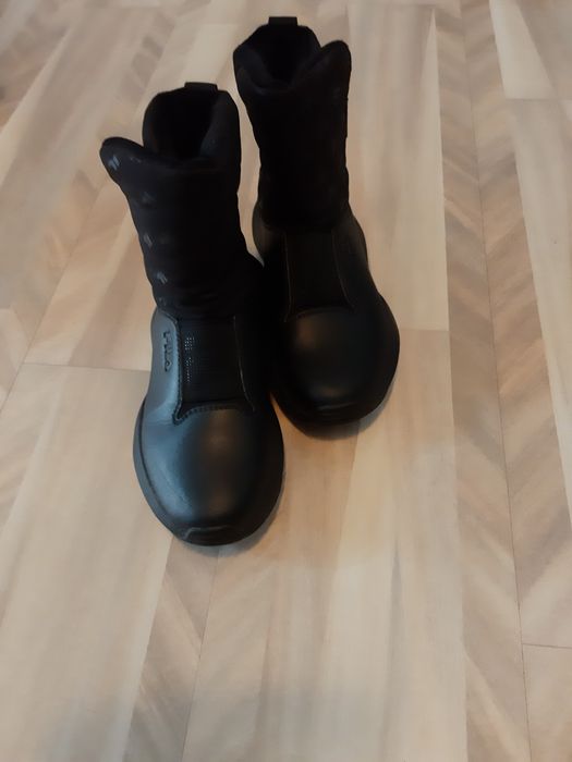 Продам ботинки Fila