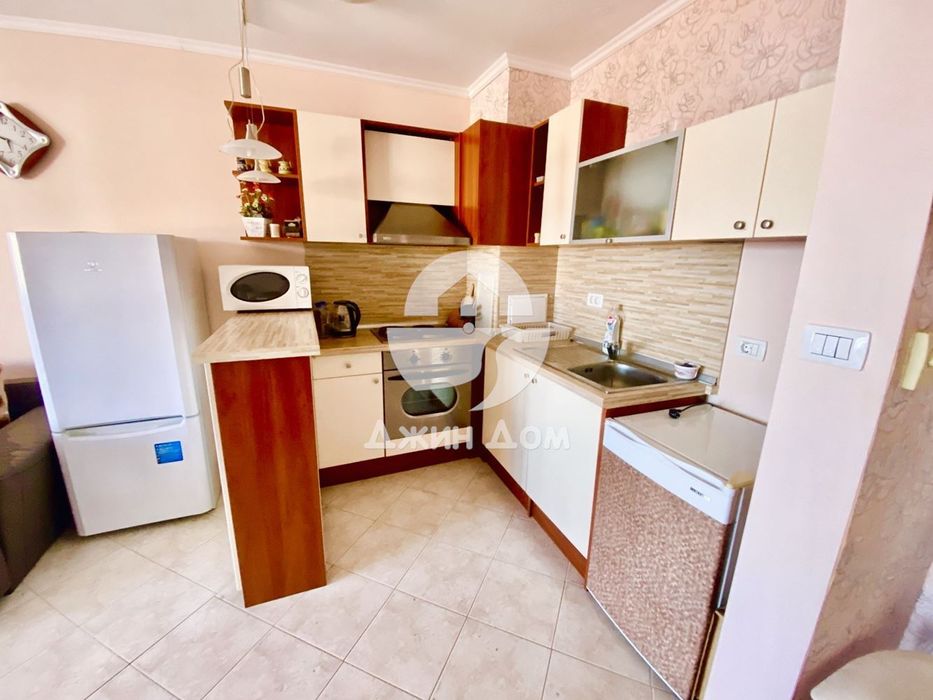 Продава се Двустаен апартамент в Свети Влас - 78 кв.м за 1411 €/кв.м - Снимка #4