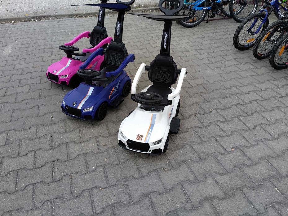 MONI Кола за бутане с дръжка Victory 2в1