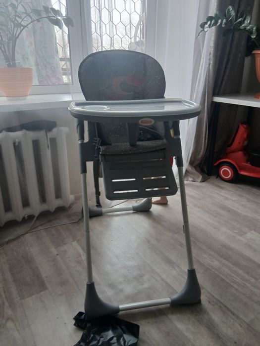 Продам детское кресло для кормление