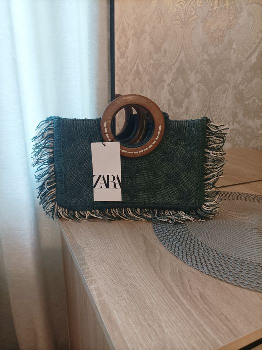 Плетенная сумочка zara