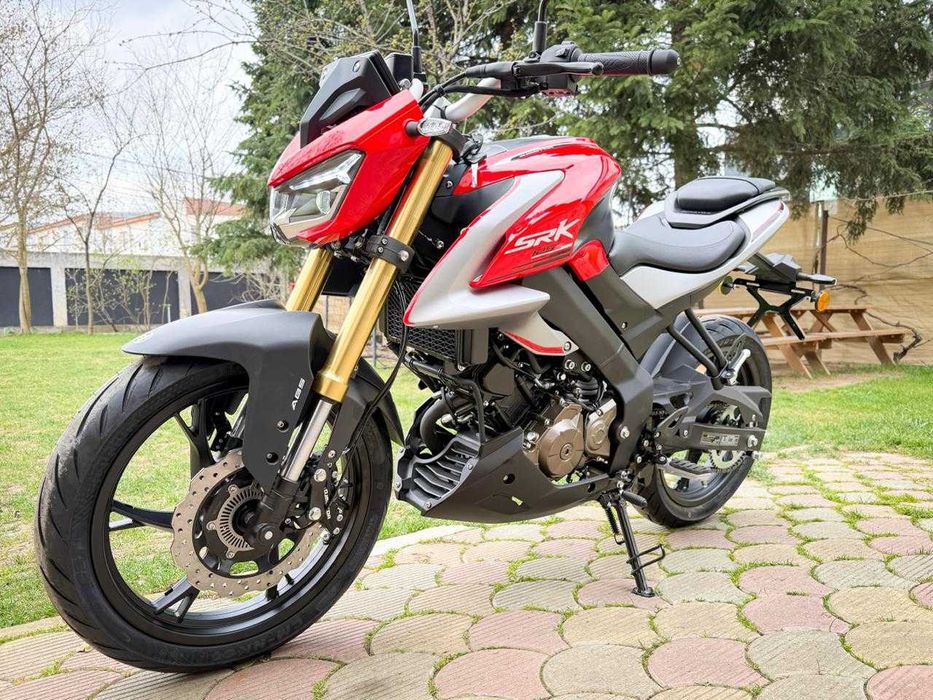 Motoyard vinde QJMotor SRK 125 S doar 2480 euro + tva pentru A1