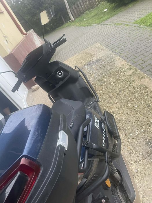 Vând scuter /schimb