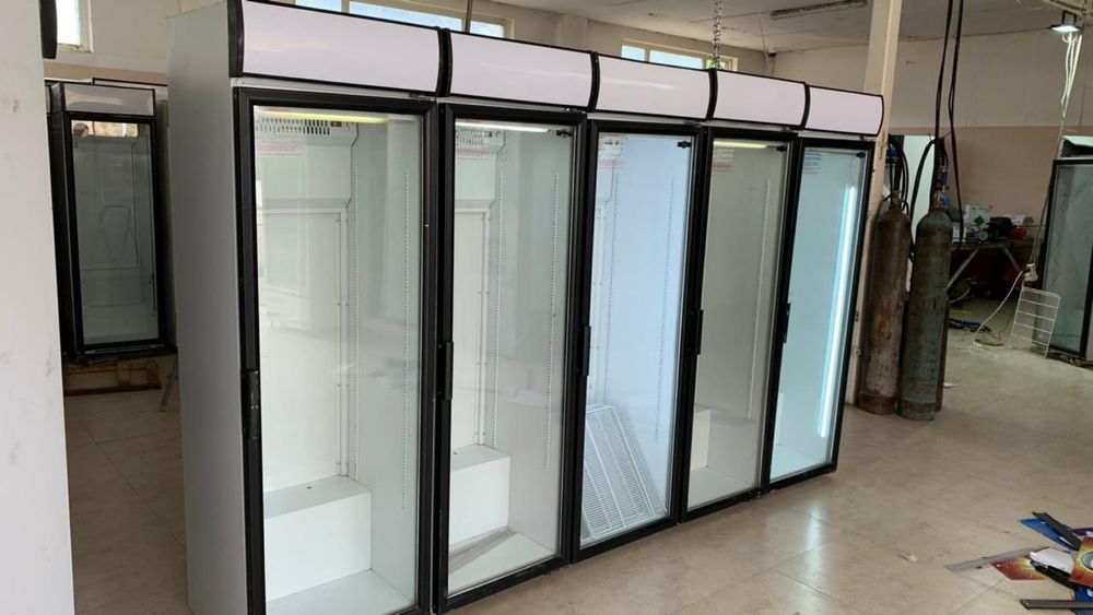 Витринный холодильник / Холодильник