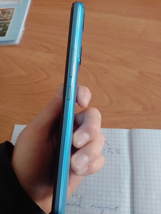 Infinix hot 20i yil 2023 xotira 128gb