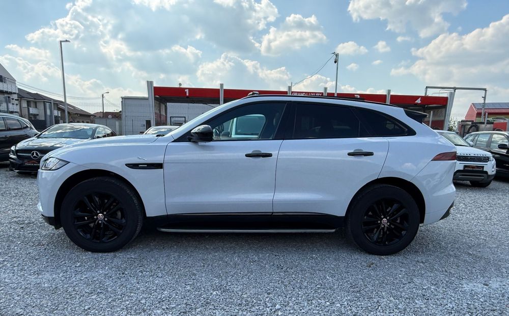 Jaguar F-Pace R-Sport Panoramic - posibilitate finantate