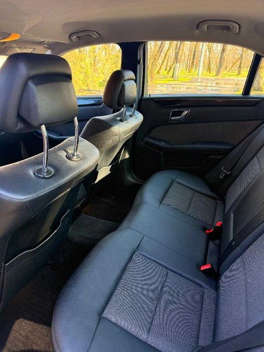 Mercedes e 220 cdi an 2010 automat ,Inmatriculat.Merita vazut !