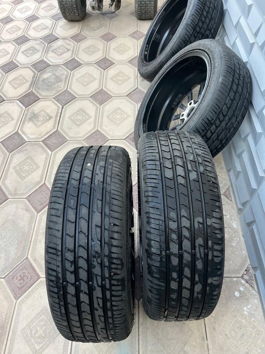 Продам резину с дисками Toyota camry 55