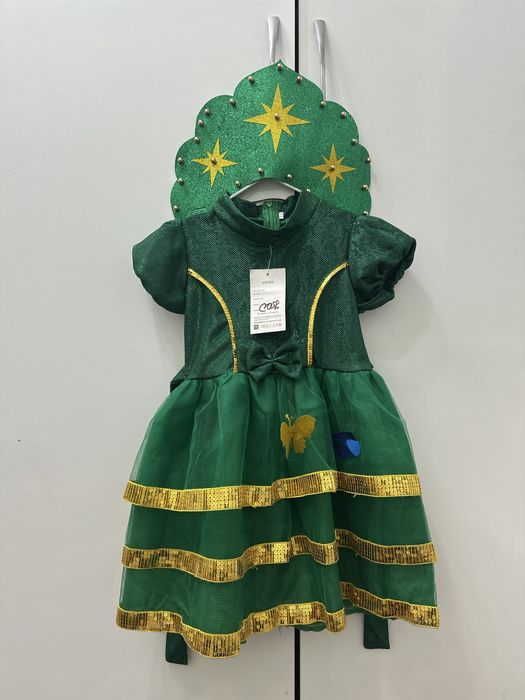 Продам новую платье ёлку.