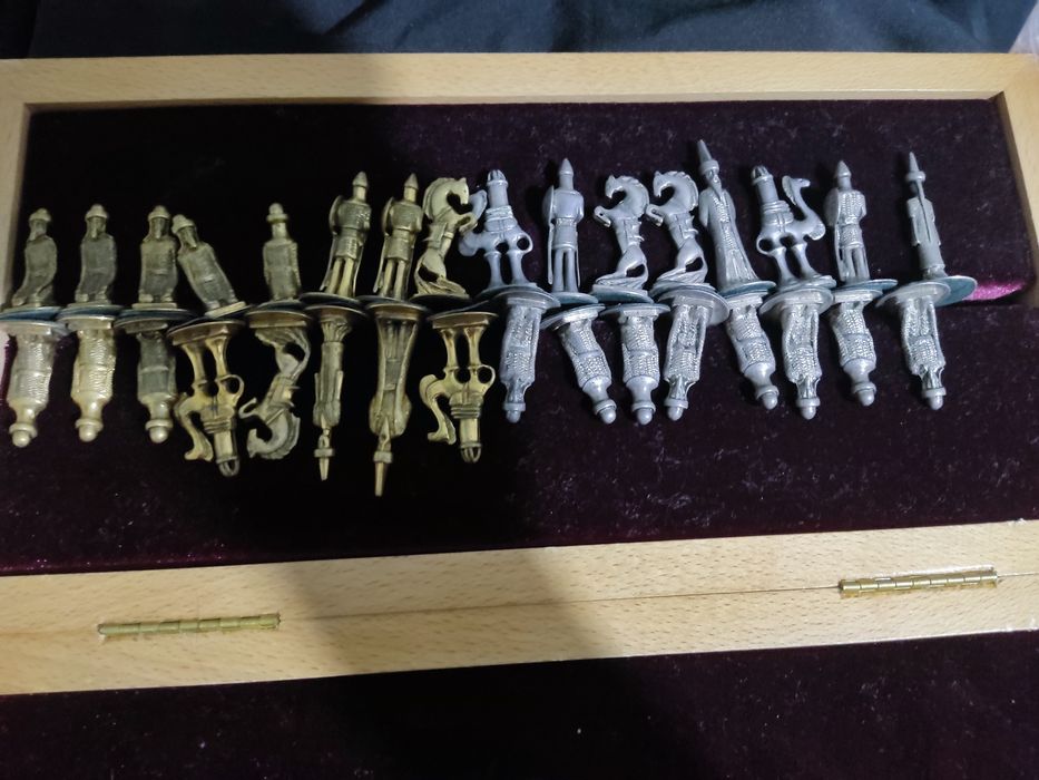 Шахматы Киргизстан,латунь