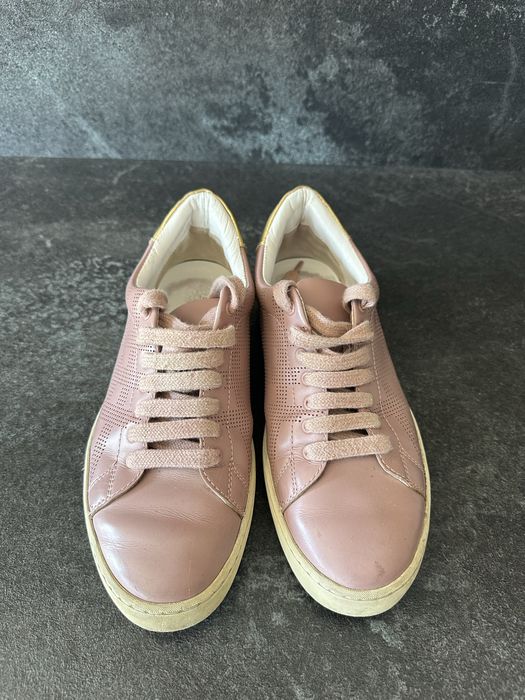 Оригинални маратонки Burberry – розови със златен акцент