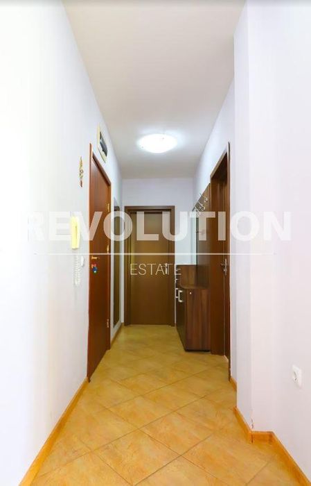 Дава се под наем Четиристаен апартамент в Варна, Център - 120 кв.м за 1196.97 € - Снимка #5