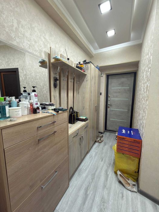 Продаю свою квартиру, юнусабад, квартал 4 - 2в3\4\4 (КИРПИЧНЫЙ ДОМ)