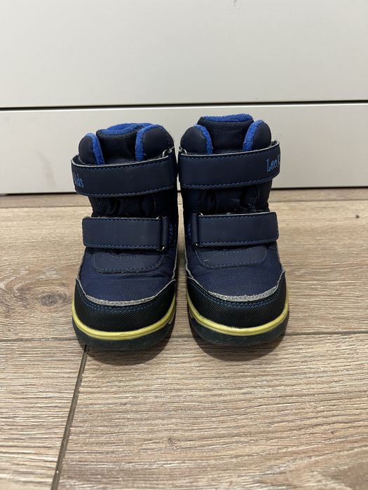 Зимняя детская обувь