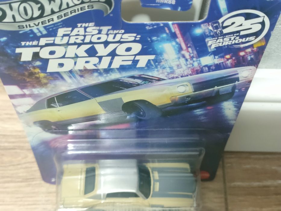 Коллекционное модель машин Hot Wheels heels