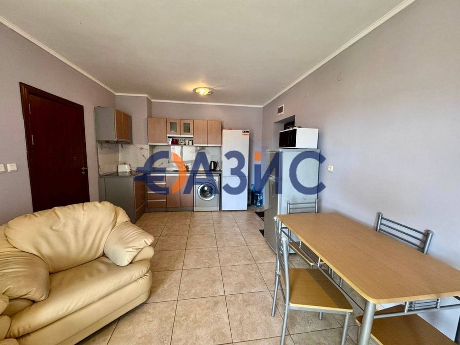 Продава се Четиристаен апартамент в с. Равда, Област Бургас - 110 кв.м за 1045 €/кв.м - Снимка #1