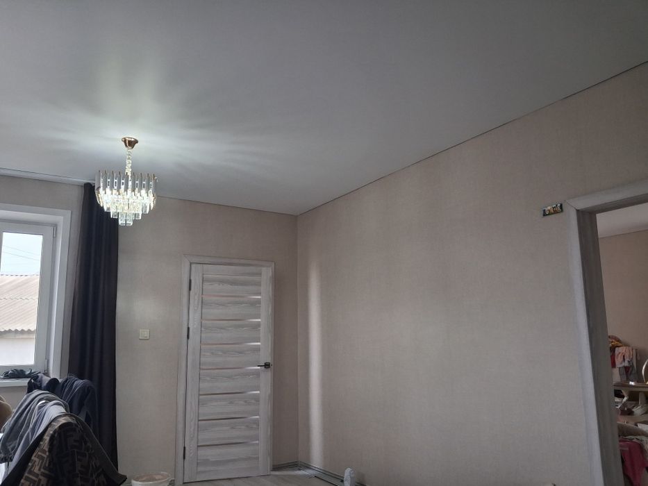 Поклейка обоев качествено, окуратно ,любой сложности . Демонтаж старых