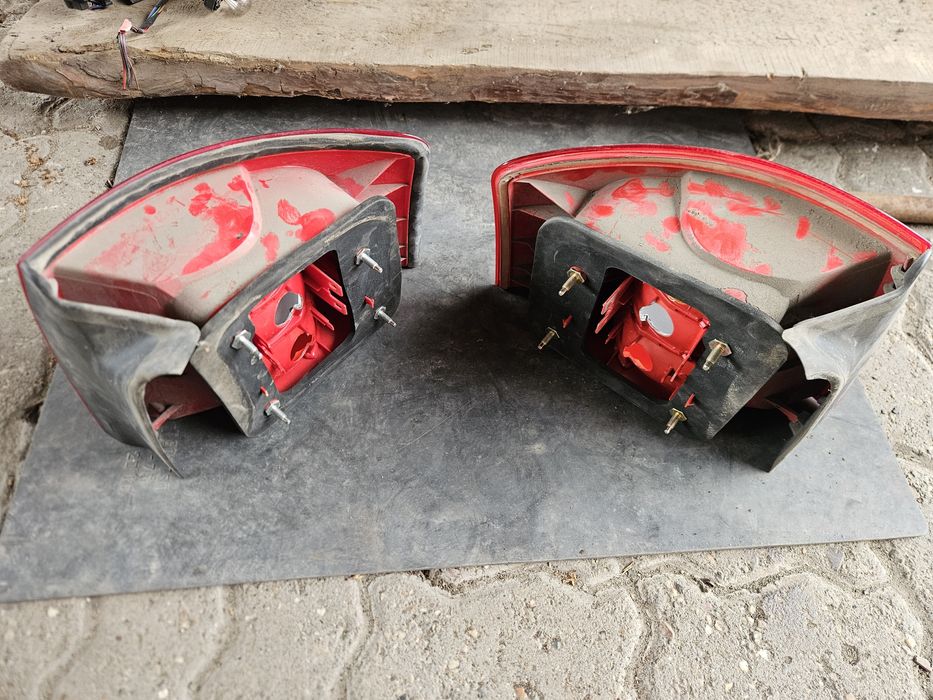 Задние фонари Audi A6 C5 Avant