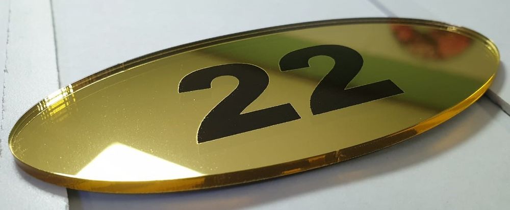 Лазерная резка пластика и акрила для производств и бизнеса