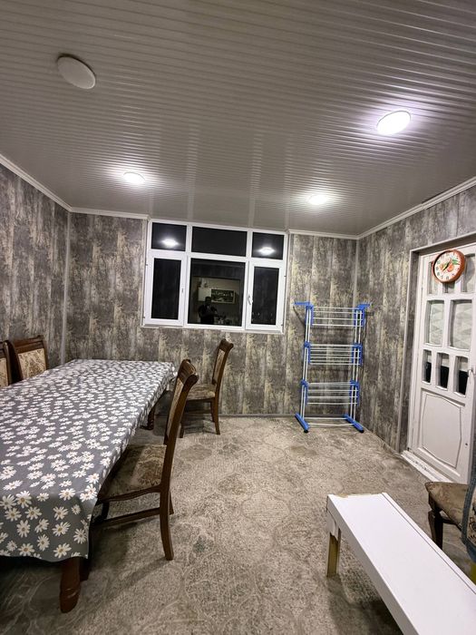 Янги Хаёт Ду́стлик-2 ёл юзи остановка олдида 4 хонали квартира