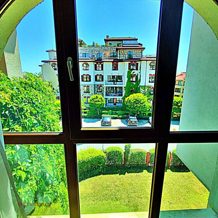 Продава се Двустаен апартамент в Свети Влас - 67 кв.м за 1150 €/кв.м - Снимка #1