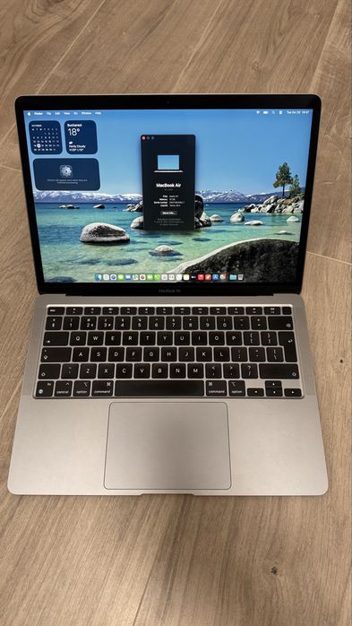 Macbook Air M1 16gb RAM cu 512 gb stocare