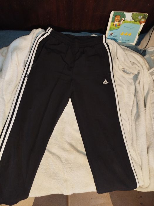 Оригинален анцунг adidas чисто нов