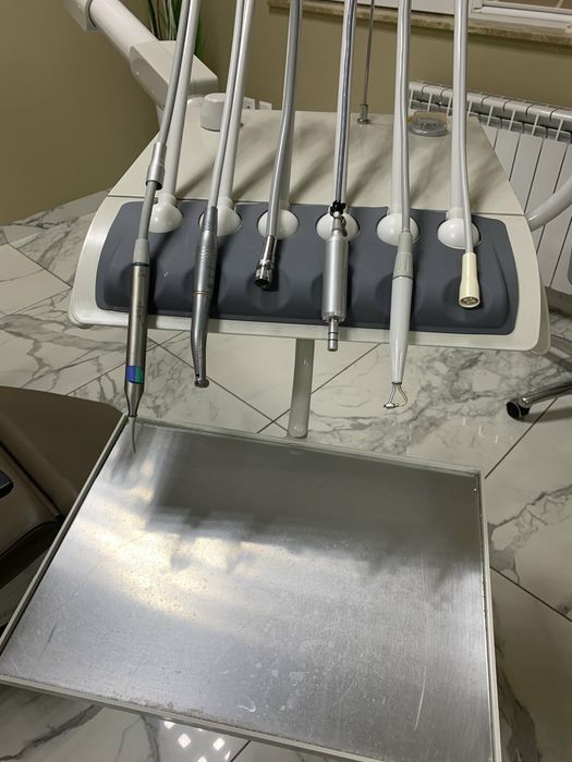 Стоматологичен стол Даби Атланте,тапицерия от GB DESIGN