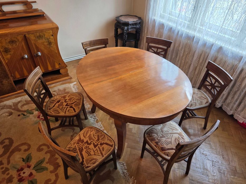 Set Sufragerie de Lux (Anii '50): Masă Extensibilă + 6 Scaune Tapițate – Stare Impecabilă