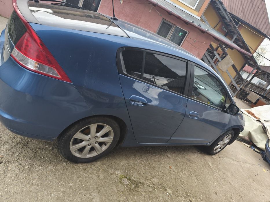 Vând Honda insight hibrid