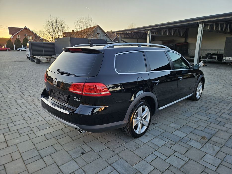 VOLKSWAGEN Passat Alltrack 2013 — imagine 4