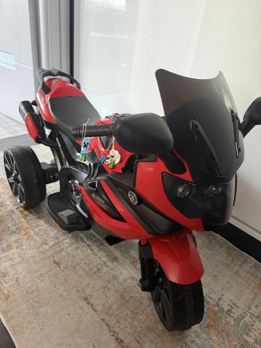 Motocicleta Electrica 6V cu Sunet
