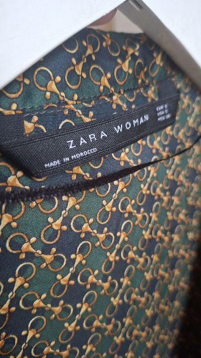 Шёлковое платье от Zara