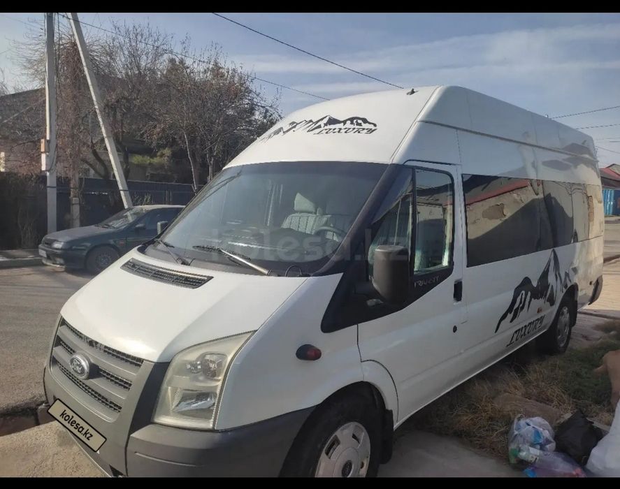 Продам микроавтобус Форд Транзит 2010