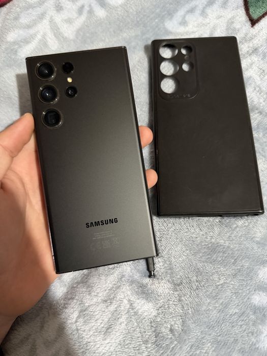 Vand Samsung S23 Ultra 512 GB negru sau schimb